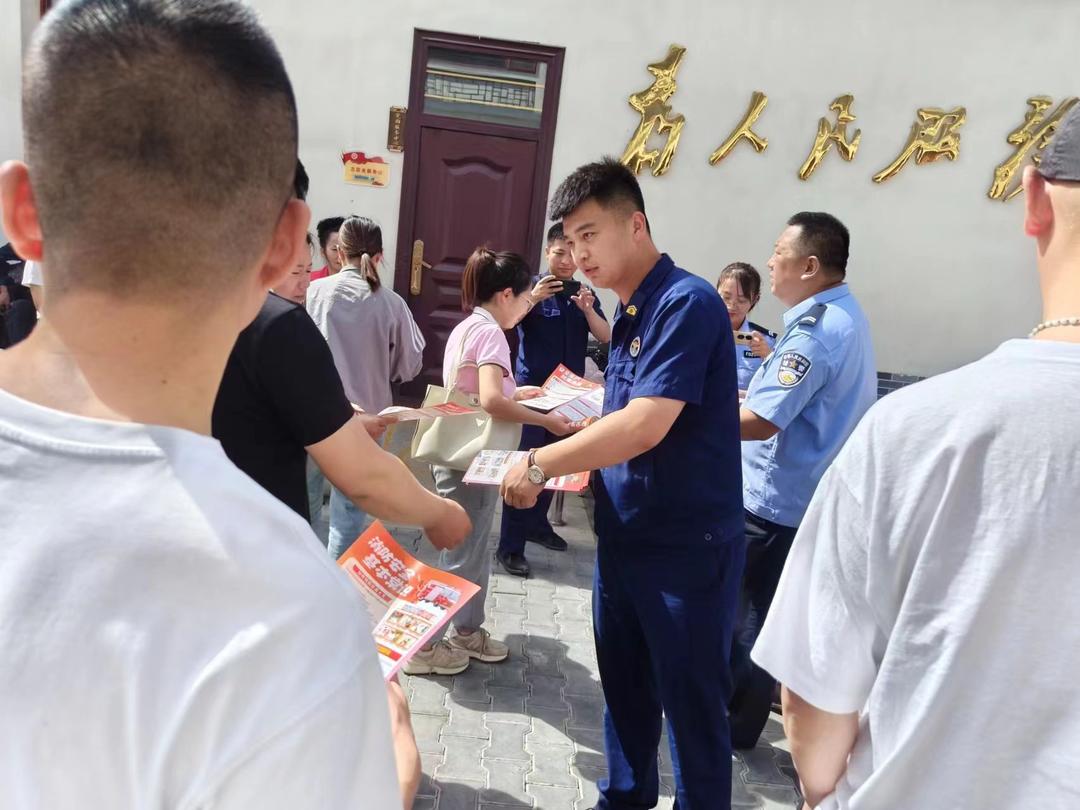 榆阳区鼓楼街道凯歌楼社区：消防安全进社区 筑牢安全“防火墙”