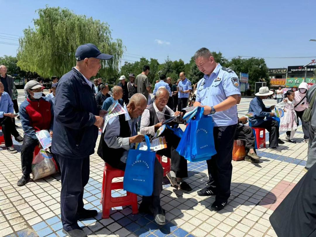 靖边县公安局深入开展安全生产“五进”宣传教育活动