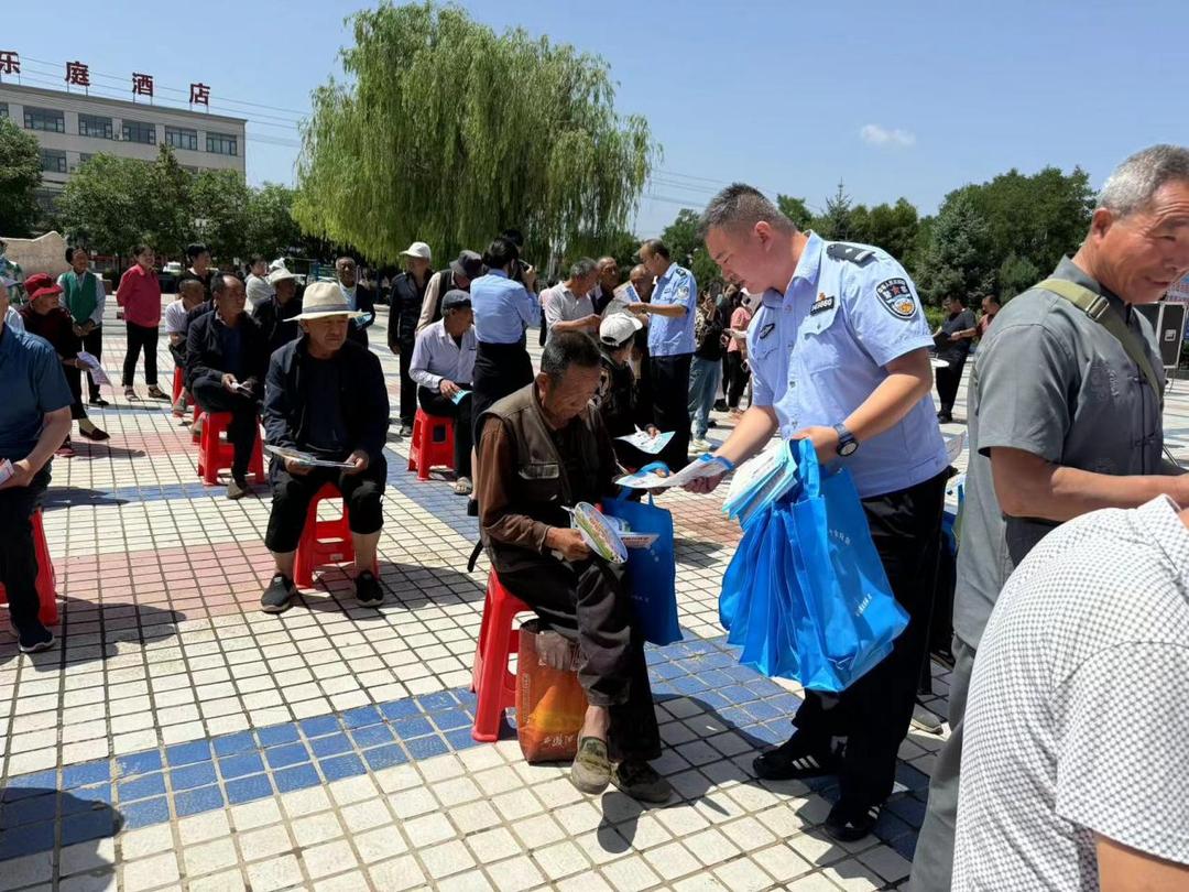 靖边县公安局深入开展安全生产“五进”宣传教育活动