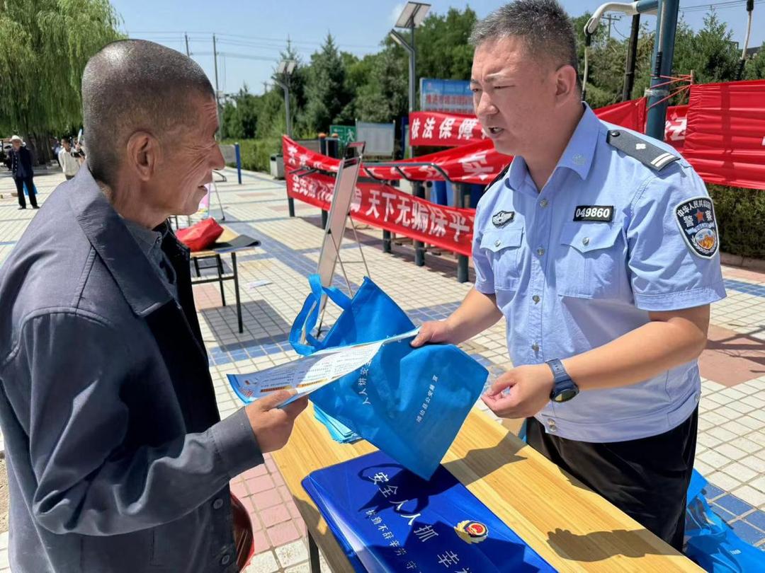 靖边县公安局深入开展安全生产“五进”宣传教育活动