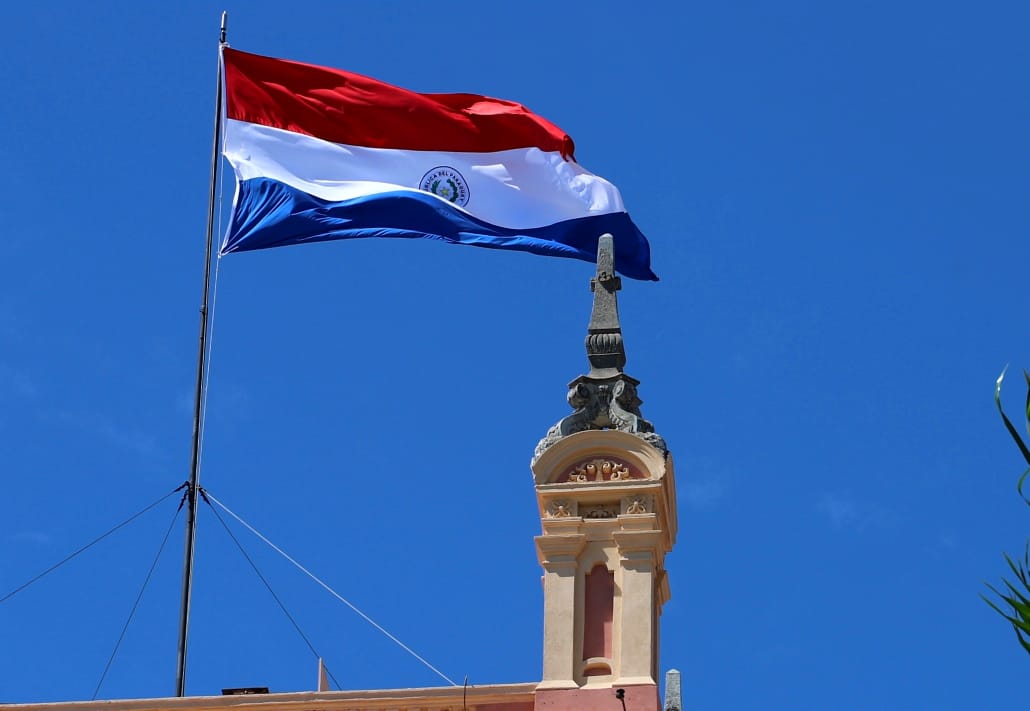 Paraguay arranca el año siendo uno de los países con nivel de riesgo más  bajo de la región - .::Agencia IP::.