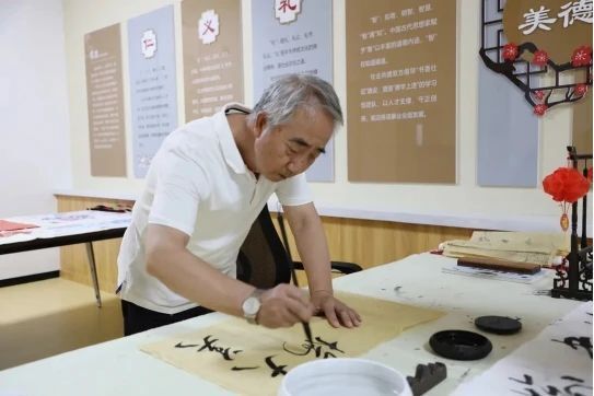 崇文路社区深化基层治理实效的实践与经验