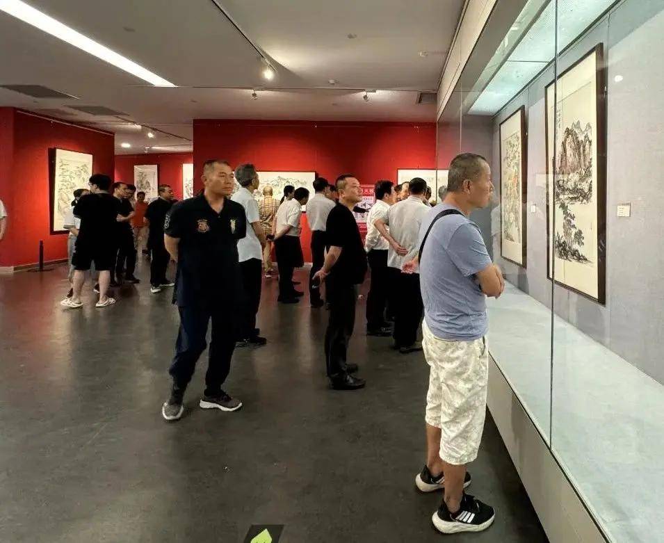 “崂山新象——陈忠洲书画精品展”在太原美术馆开展_中国大陆_新闻_华人头条