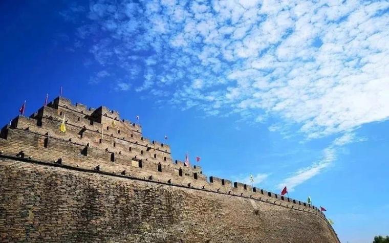 榆林旅游景点之明代长城遗址万里长城第一台——镇北台