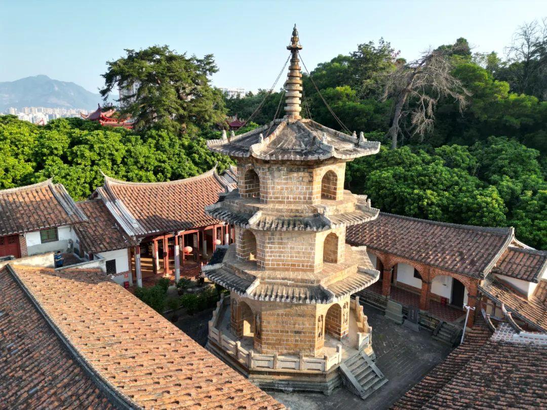 闹市中的小众寺庙，莆田这里藏着一座900多年历史的北宋古塔！_肯尼亚_