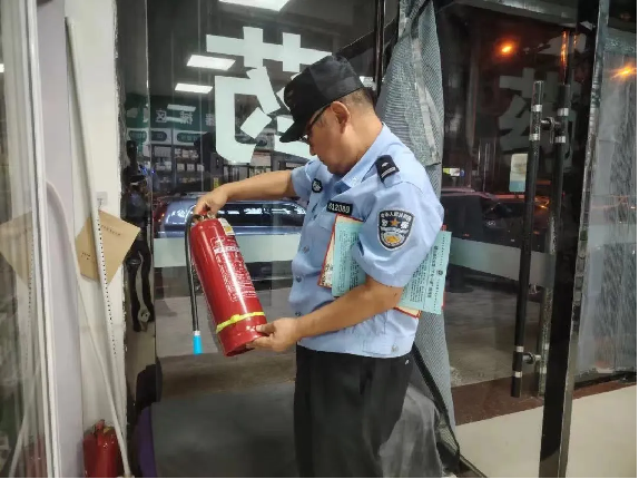 守护“上学路” 绷紧“安全弦”——靖边公安多措并举护航秋季开学