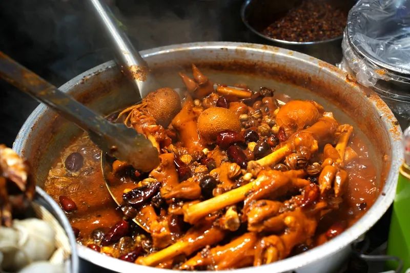 人民网关注榆林：“三美”吹开旅游新风潮