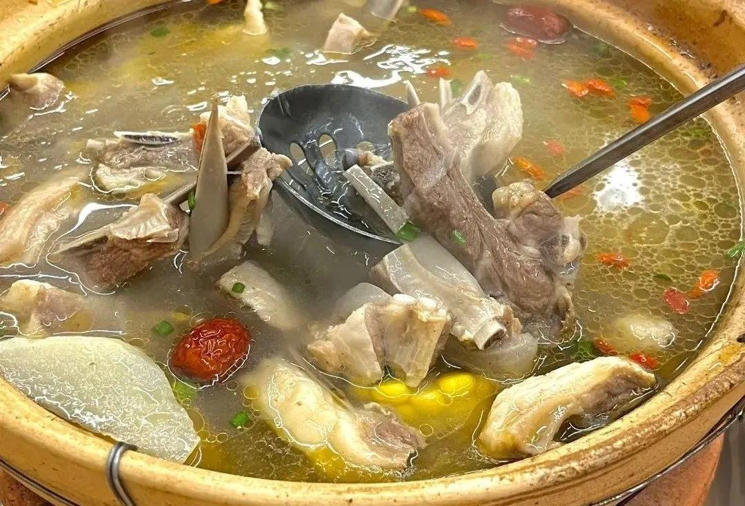 山中塗　福田芳朗作　招福　宝珠　肉池　朱肉入　共箱　V　5980 山中塗 福田芳朗作 招福 宝珠 肉池 朱肉入 共箱 V 5980