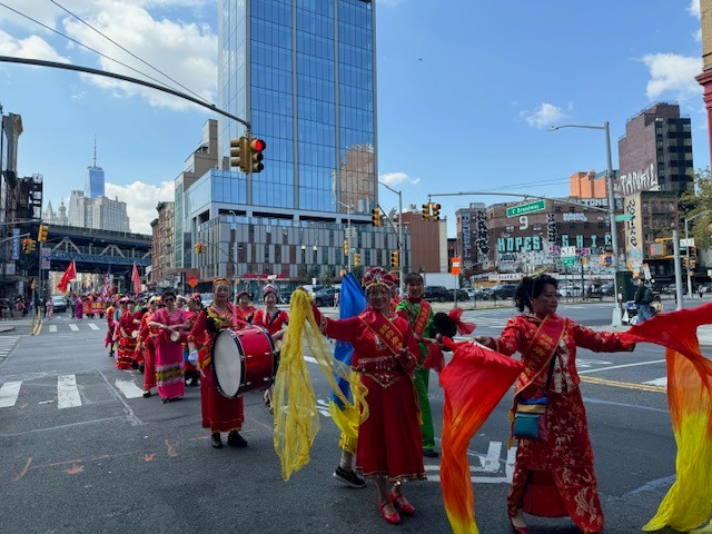 美国福建同乡会/纽约第二十三届慶祝中秋文化節暨花灯大游行贈月餅一系列活動 ... ...  ..._图1-25