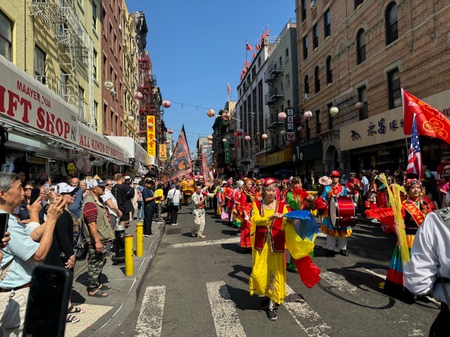 美国福建同乡会/纽约第二十三届慶祝中秋文化節暨花灯大游行贈月餅一系列活動 ... ...  ..._图1-14