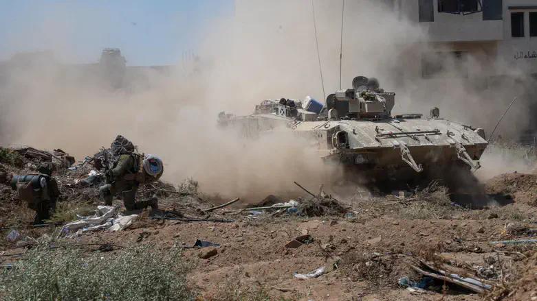 IDF soldiers operating in Gaza