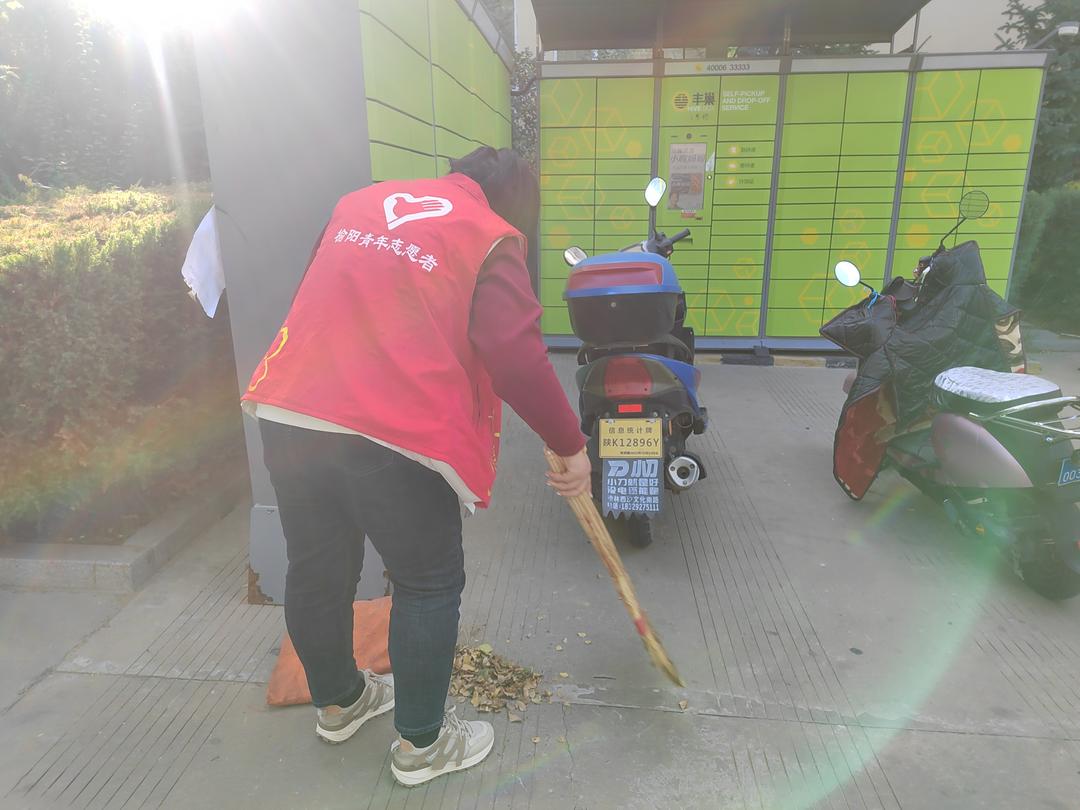 在驼城的大地上，环城北路社区正奏响一曲“清洁之歌”