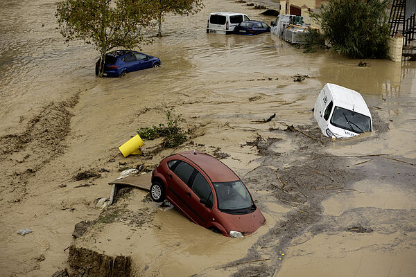 Última hora de la Dana en España, en directo | El presidente de la  Generalitat Valenciana confirma que hay víctimas mortales a causa de la DANA  | España