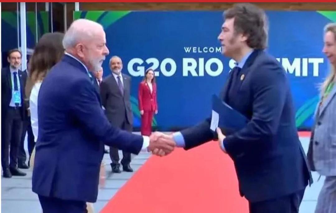 Javier Milei se saludó con Lula da Silva en el G20 2024