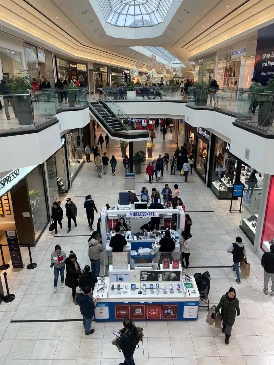 扎心了！加拿大人明年将缴纳更多联邦所得税：全民都要多交钱！_中国香港_新闻_华人头条