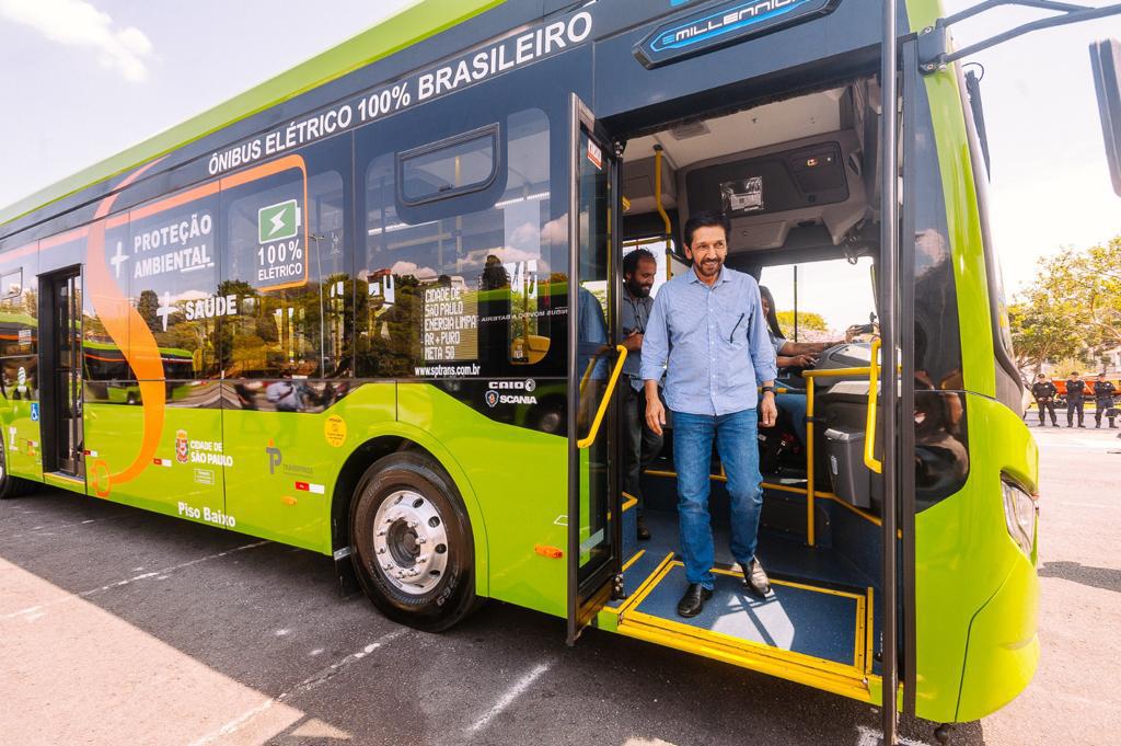 Prefeito Ricardo Nunes apresenta novos ônibus elétricos renovando frota com  energia limpa | Jornal Ver a Cidade