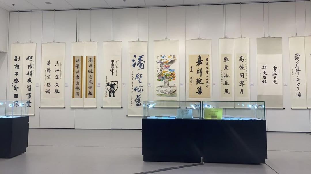 美国纽约李兆銀書法作品參加《香港文学》40周年志庆书画展_图1-3