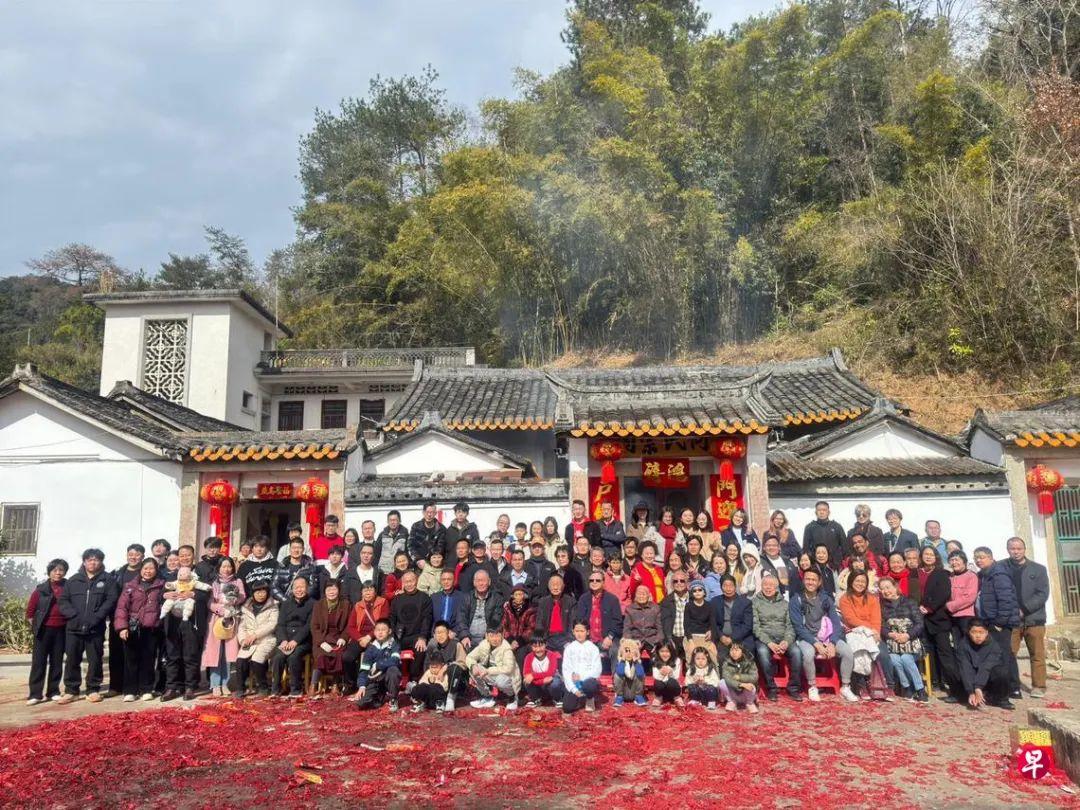 即使不谙中文，这些新加坡人也要到中国寻根，“想知道祖先从哪里来”_瑞士_新闻_华人头条