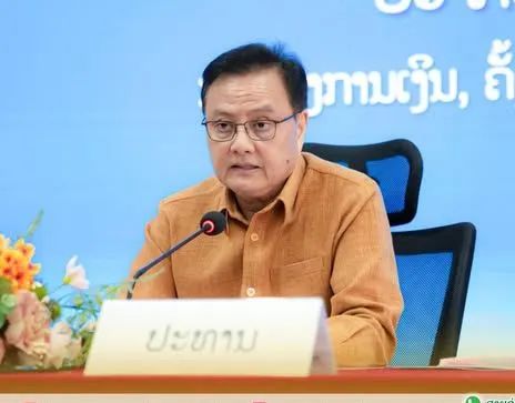 可能是包含下列内容的图片：1 位用户和上面的文字是“ภามเิ็ม, ត ปะทาบ”