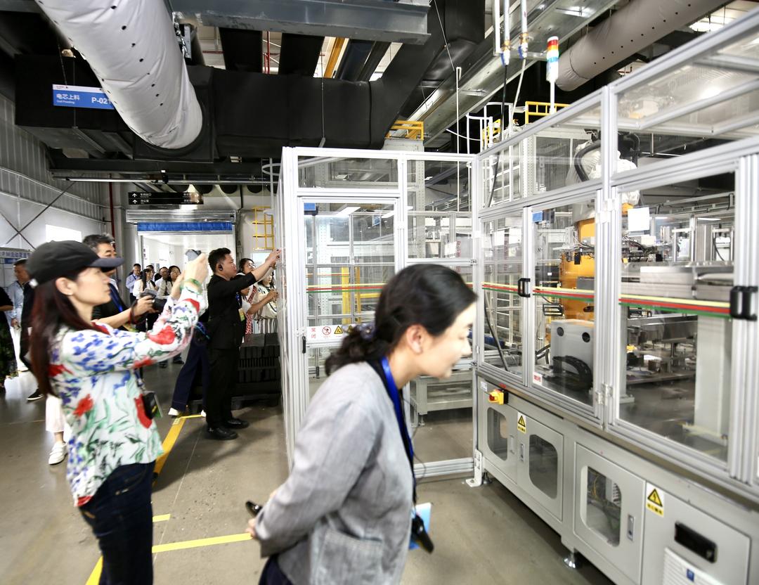 聚焦襄阳：探访绿色发展新路径 乡村振兴新风貌与侨联工作新成效-华闻时空