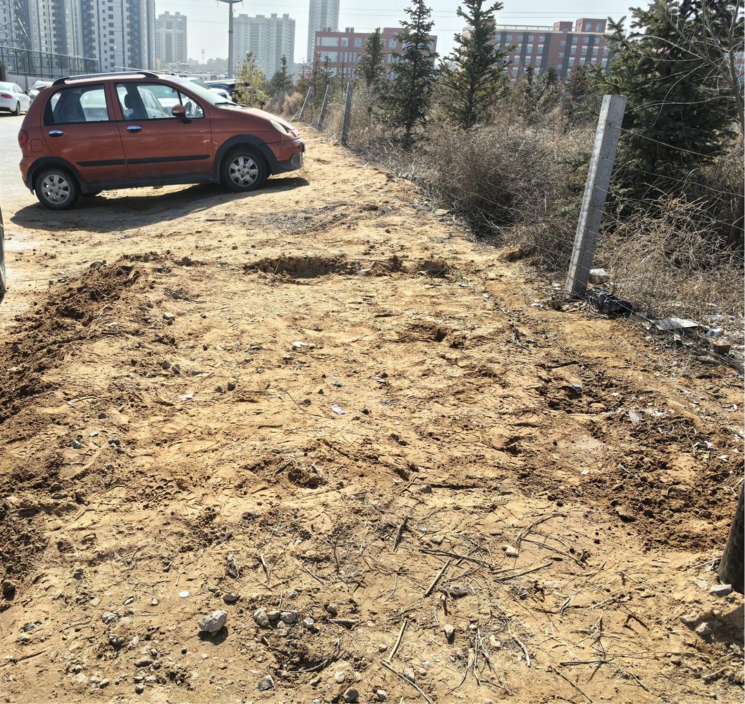 从拒拆到配合！榆阳区葡萄园社区温情劝解拆掉“火药房”​