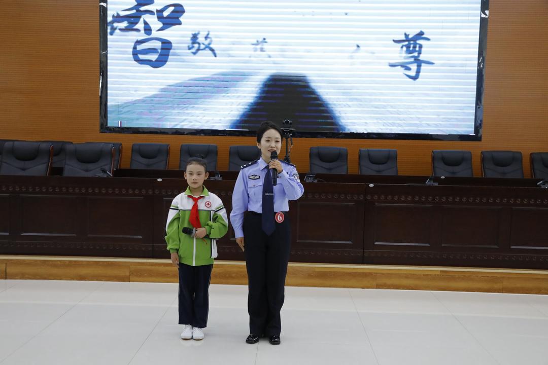 警营演讲燃爆！靖边公安解锁红色家风传承密码