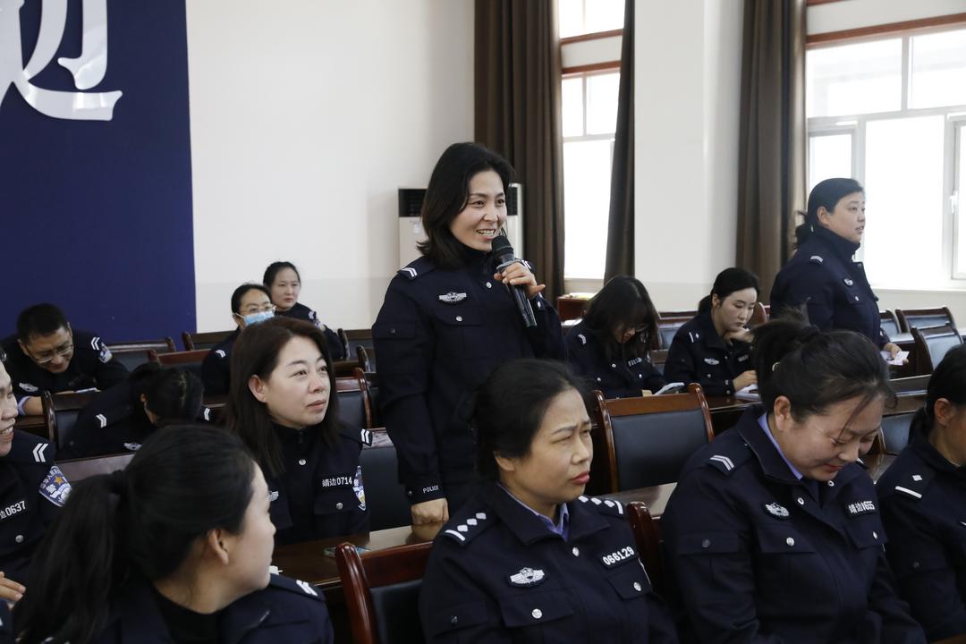 警营演讲燃爆！靖边公安解锁红色家风传承密码