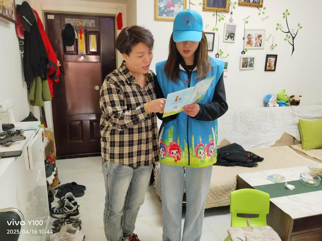 金榆社区开展“垃圾分类新时尚，绿色生活共践行”主题宣传活动  