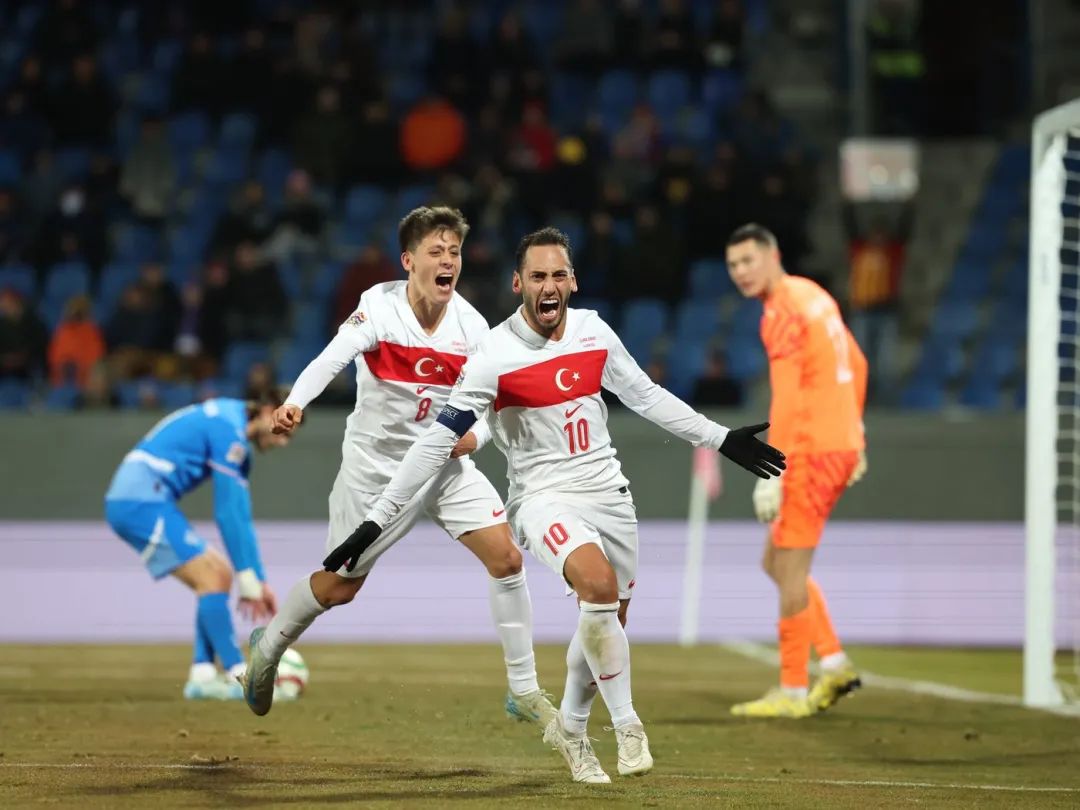 恰尔汗奥卢领军、居勒崛起：土耳其球星闪耀欧洲赛场_瑞士_新闻_华人头条