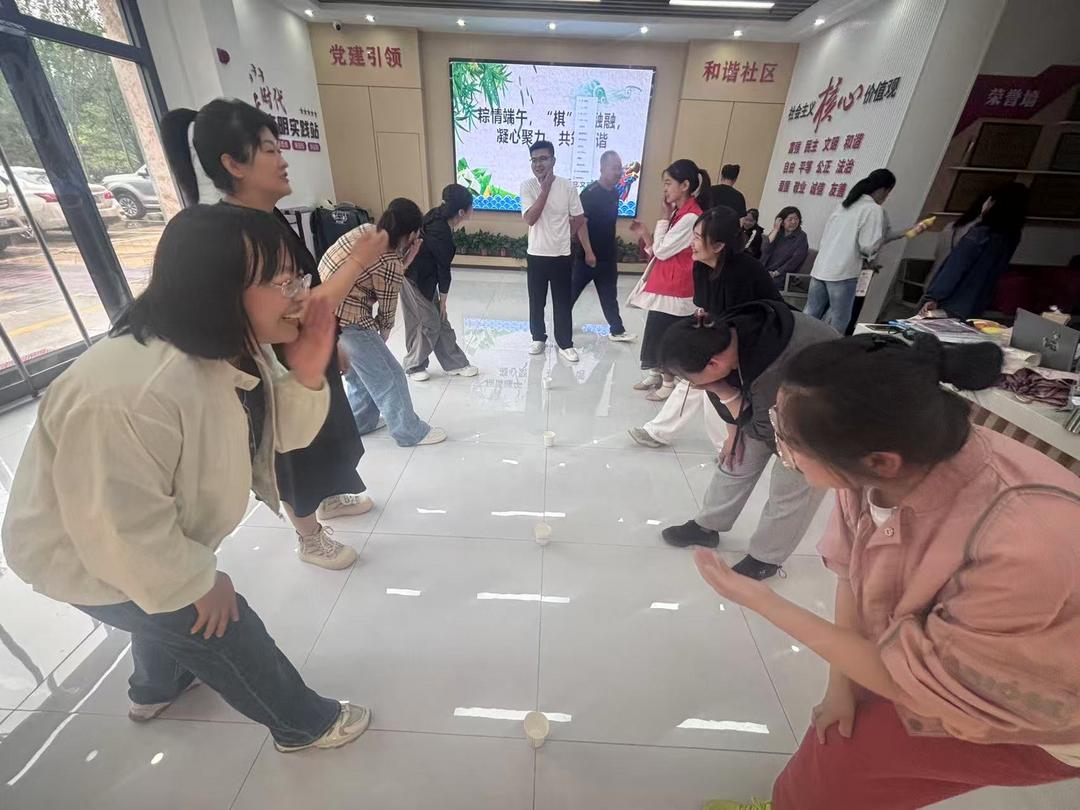 包粽子、跳绳、棋类比赛等！迎滨路社区这个端午节精彩纷呈