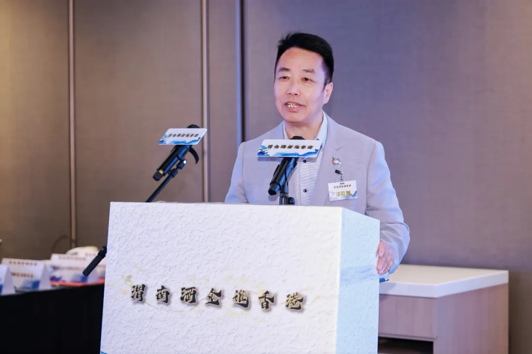 陕酒破圈！<a href=https://www.shidiannet.com/zt/shaanxi/ target=_blank class=infotextkey>陕西</a>白水杜康<a href=https://www.shidiannet.com/GB/hongkong/ target=_blank class=infotextkey>香港</a>签约开拓市场，陕港联手打造酒业出海新引擎！