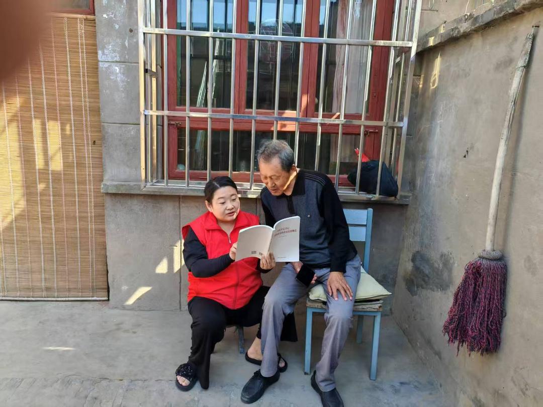 榆阳区鼓楼街道鸳鸯湖社区：网格员化身廉政使者，八项规定精神落地生根