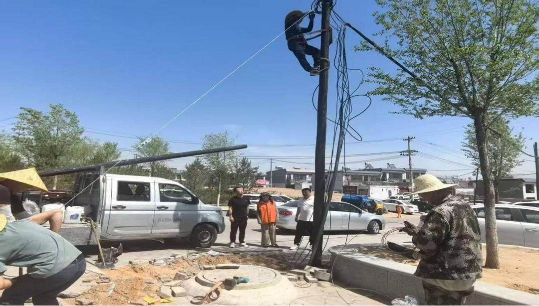 ​民生无小事，挪走“拦路电线杆” ！葡萄园社区人大代表解民忧暖民心