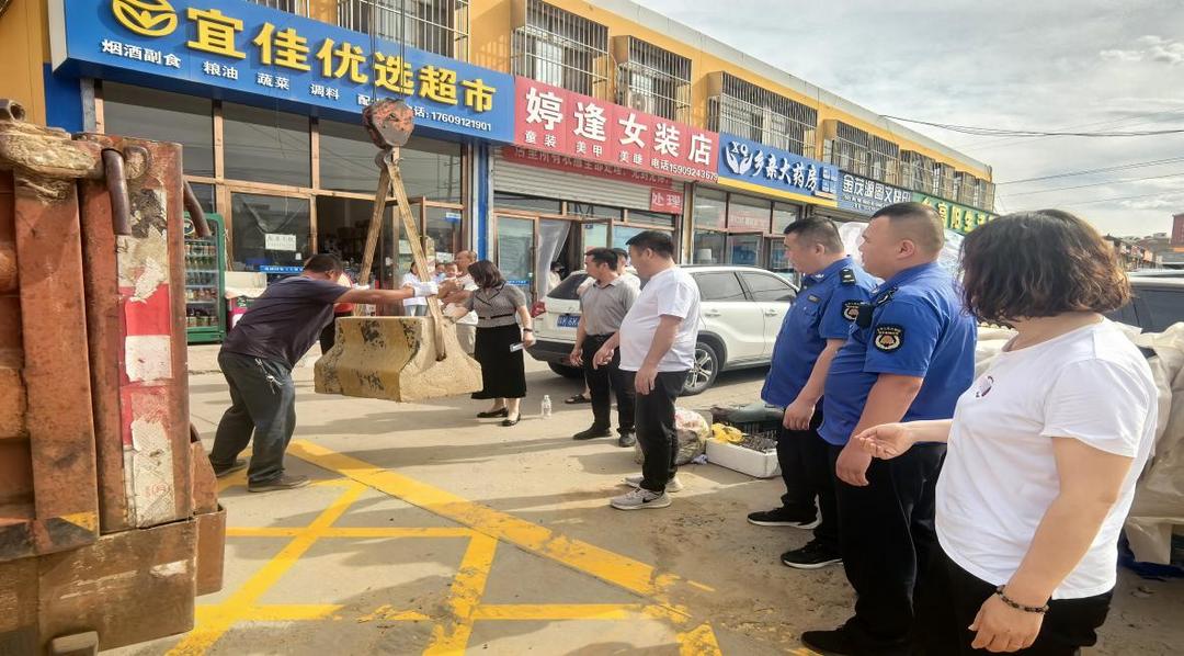 ​民生无小事，挪走“拦路电线杆” ！葡萄园社区人大代表解民忧暖民心