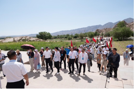 环博斯腾湖公路文化旅游推介活动盛大启幕，共绘巴州文旅新画卷