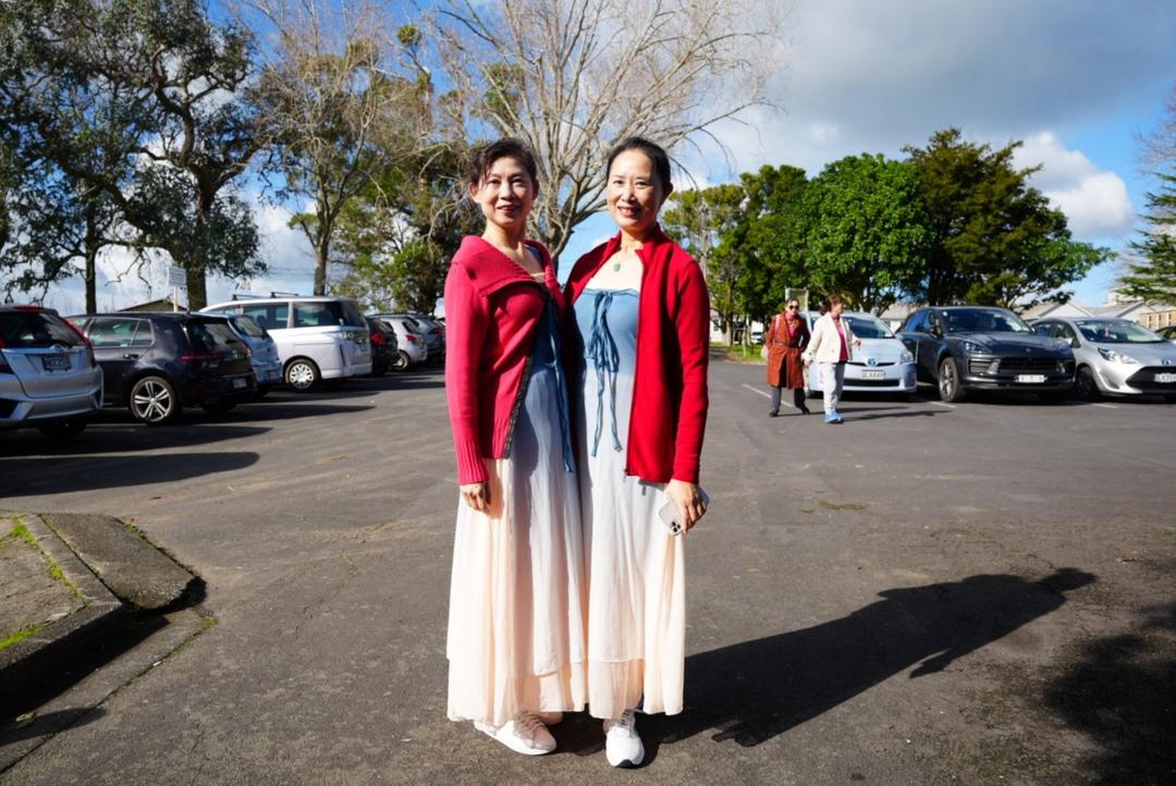 人站在路上

AI 生成的内容可能不正确。