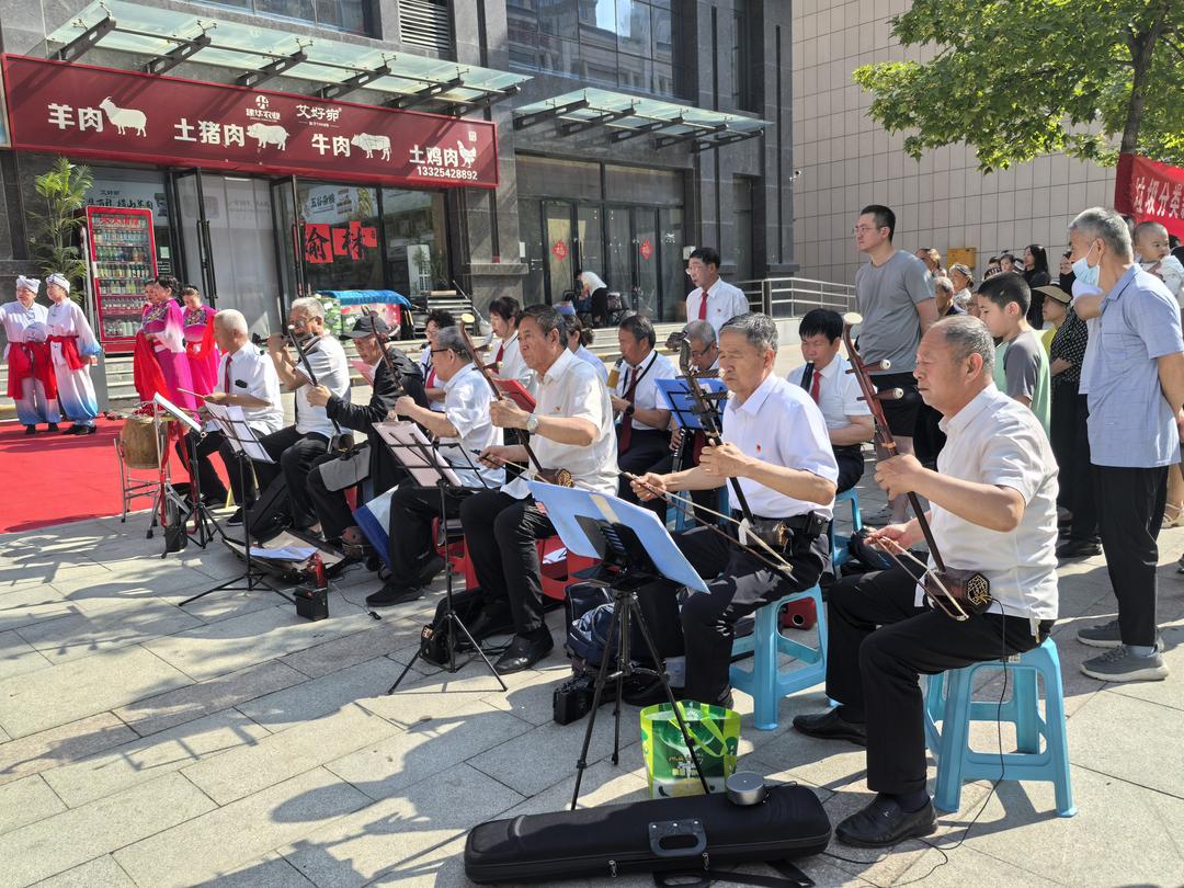 榆阳区沙河路街道阳光城社区举办“庆七一”文艺演出 献礼党的生日 榆阳区沙河路街道阳光城社区举办“庆七一”文艺演出 献礼党的生日