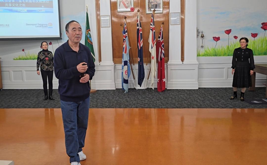 å›¾ç‰‡åŒ…å�« å®¤å†…, äºº, ç«™, ç”·äºº

AI ç”Ÿæˆ�çš„å†…å®¹å�¯èƒ½ä¸�æ­£ç¡®ã€‚