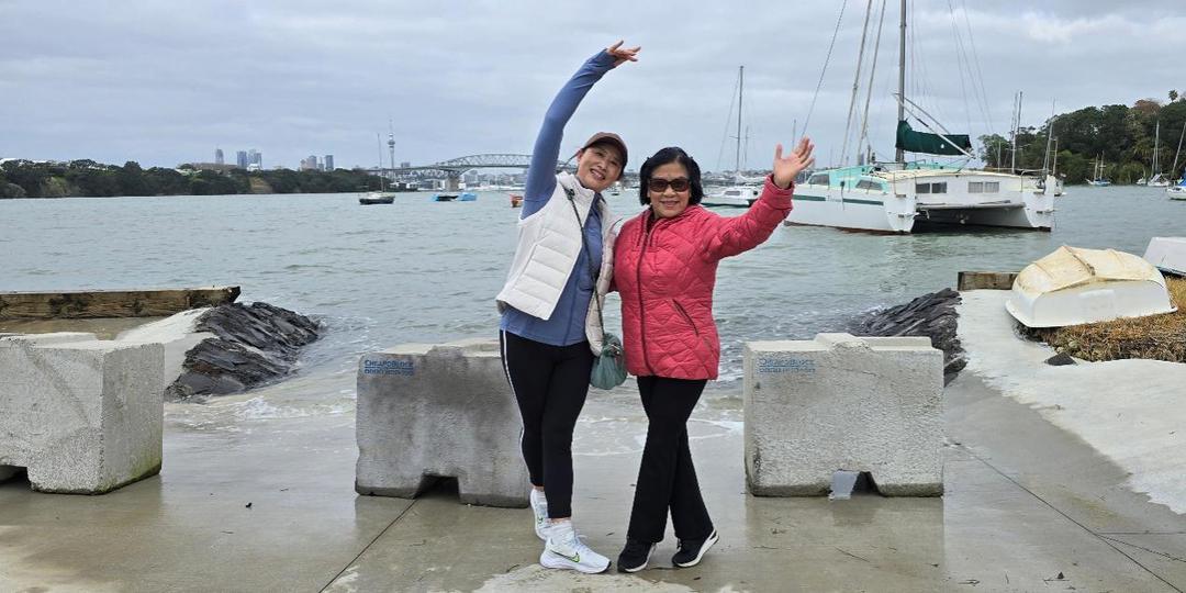 äººç«™åœ¨æ²³è¾¹

AI ç”Ÿæˆ�çš„å†…å®¹å�¯èƒ½ä¸�æ­£ç¡®ã€‚