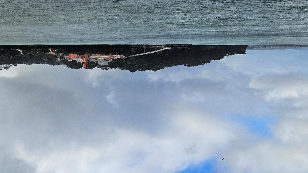 æµ·ä¸Šçš„é£�æ™¯

AI ç”Ÿæˆ�çš„å†…å®¹å�¯èƒ½ä¸�æ­£ç¡®ã€‚