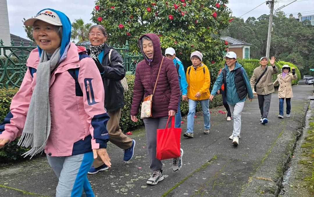 ä¸€ç¾¤äººèµ°åœ¨è·¯ä¸Š

AI ç”Ÿæˆ�çš„å†…å®¹å�¯èƒ½ä¸�æ­£ç¡®ã€‚