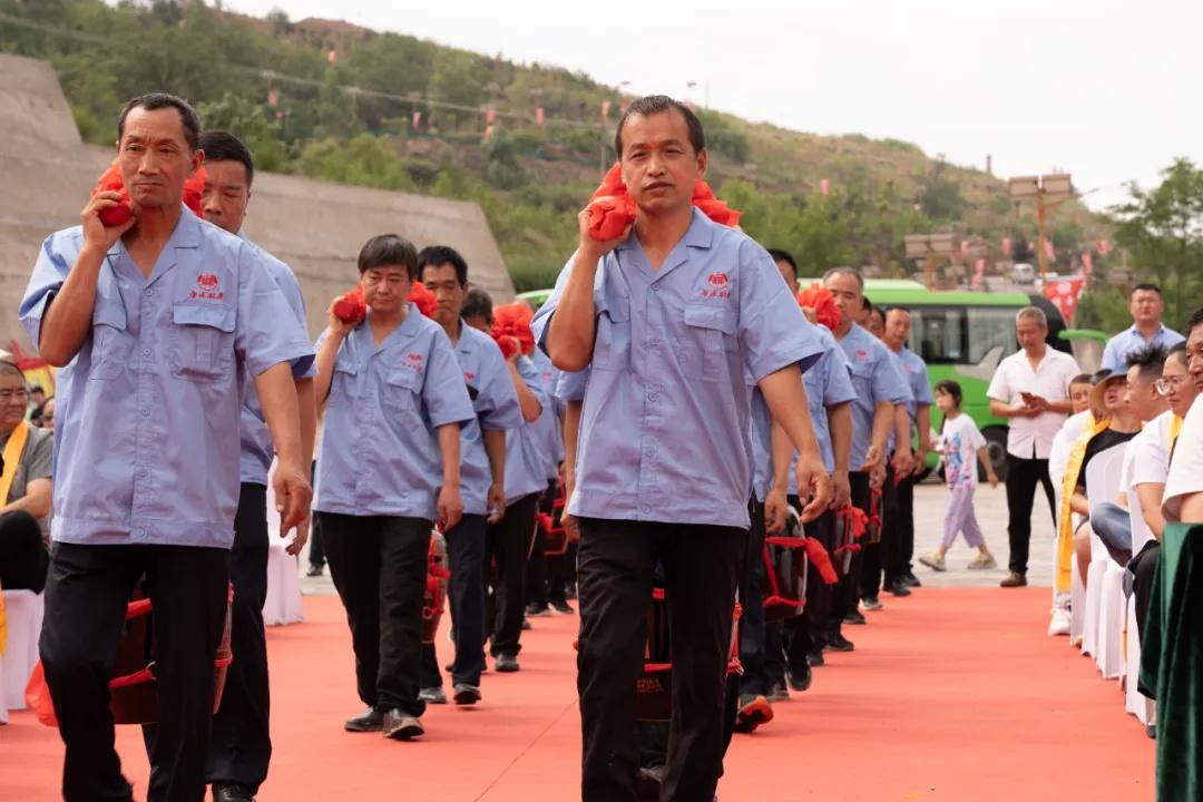 乙巳年白水杜康封藏大典暨酒圣祈福仪式在白水县杜康谷隆重举行