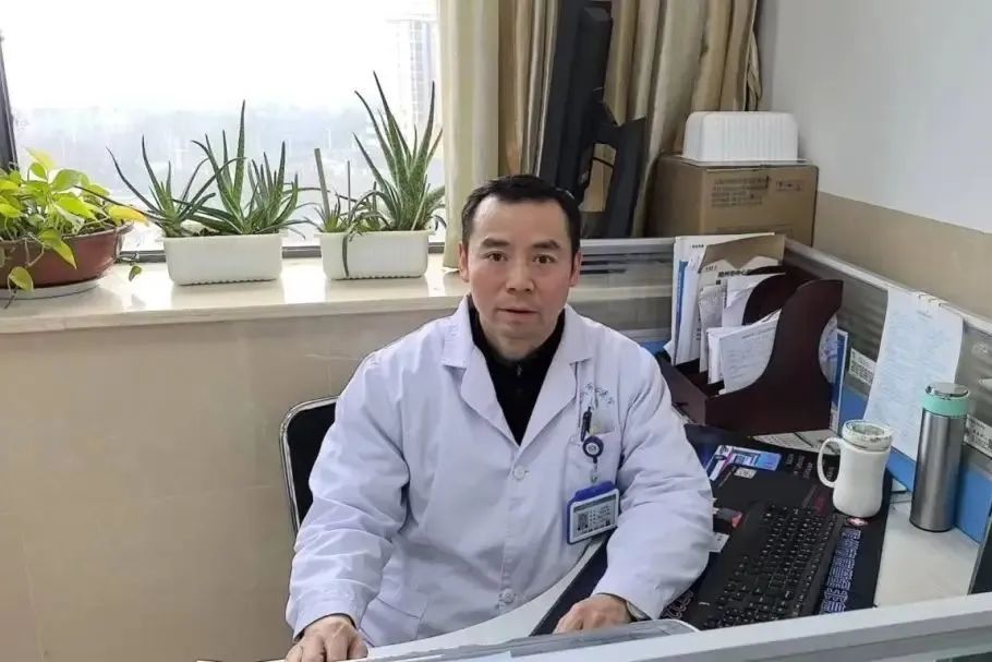 “救命神器”AED首次成功救人