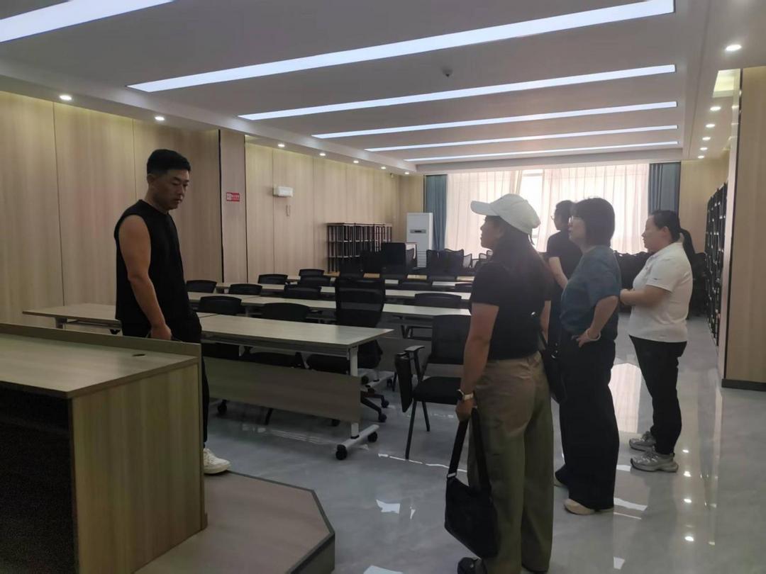 长虹路社区公益助学暨社区多彩暑期公益课堂正式开课啦！