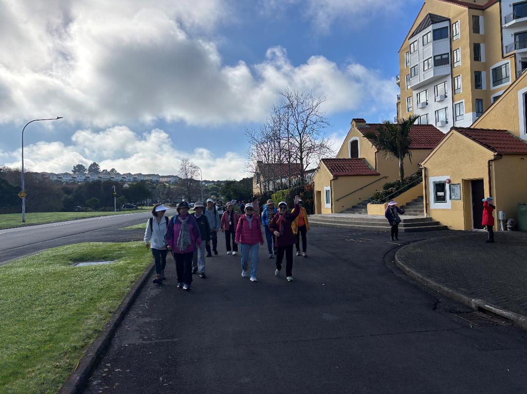 äººä»¬èµ°åœ¨è·¯ä¸Š

AI ç”Ÿæˆ�çš„å†…å®¹å�¯èƒ½ä¸�æ­£ç¡®ã€‚