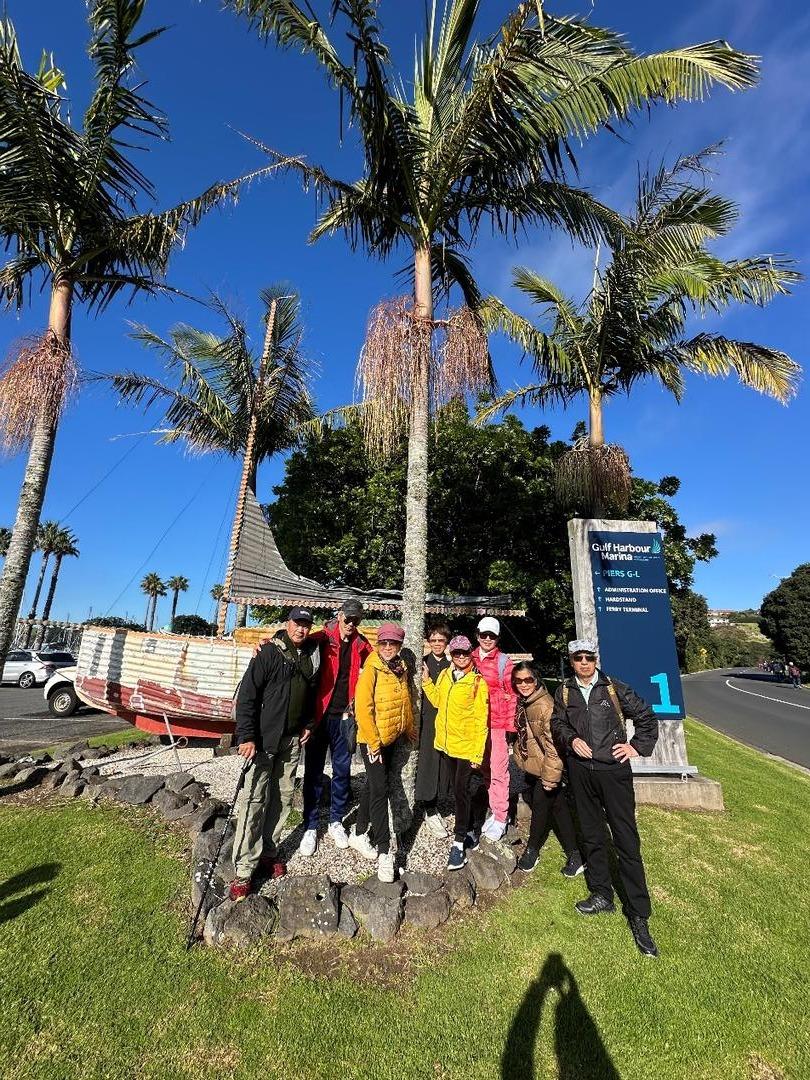 å›¾ç‰‡åŒ…å�« æˆ·å¤–, è�‰, æ ‘, ç”·äºº

AI ç”Ÿæˆ�çš„å†…å®¹å�¯èƒ½ä¸�æ­£ç¡®ã€‚