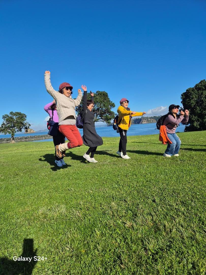 å›¾ç‰‡åŒ…å�« è�‰, ç”·äºº, å¹´è½», ç©ºæ°”

AI ç”Ÿæˆ�çš„å†…å®¹å�¯èƒ½ä¸�æ­£ç¡®ã€‚