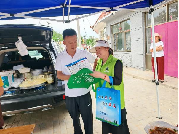 庙会呈现新“警”色 守护无毒千万家