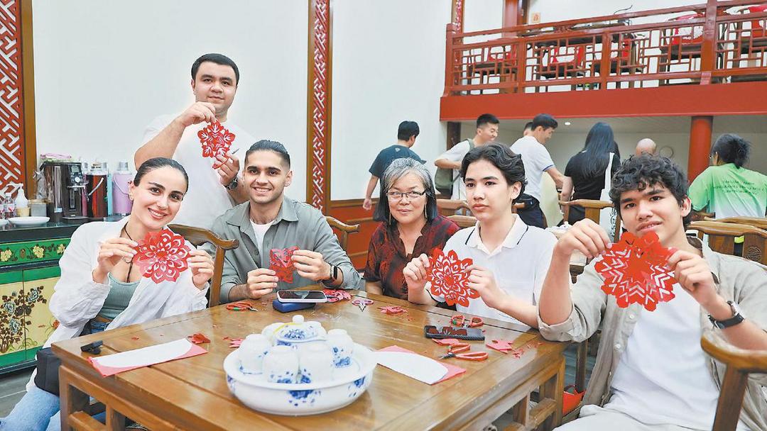 中亚青年眼中的榆林：这里的一切都好神奇，我爱榆林！