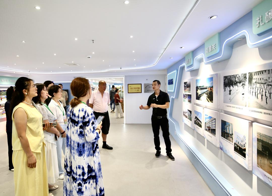 图片[3]-解秘“羽球基因”的全民密码 华媒代表团访益阳：中国羽毛球之乡-华闻时空